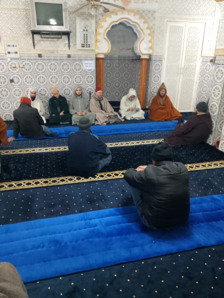 1000145693-770x1024 تقرير عن نشاط ديني في موضوع: مجلس الصلاة والسلام على رسول الله صلى الله عليه وسلم (إعداد: سعيد وردة)