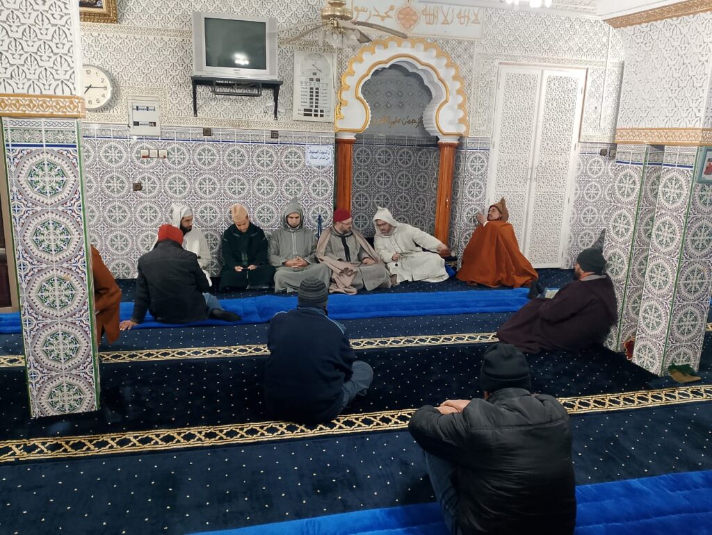 1000145696-1024x770 تقرير عن نشاط ديني في موضوع: مجلس الصلاة والسلام على رسول الله صلى الله عليه وسلم (إعداد: سعيد وردة)