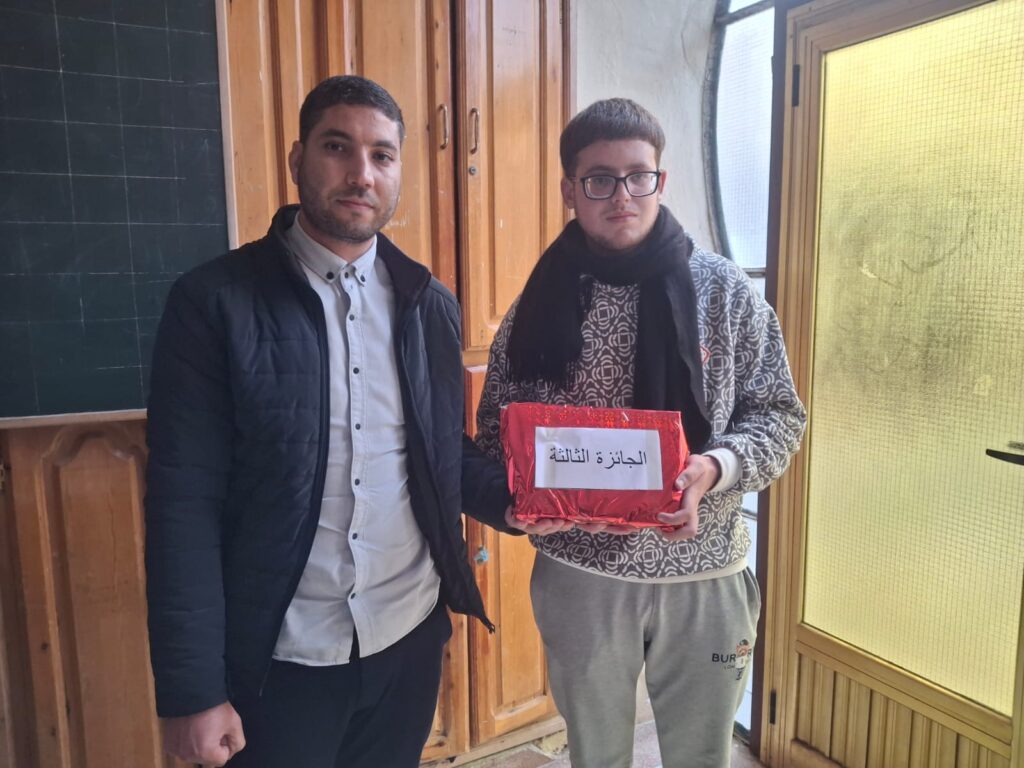 1000342492-1024x768 تقرير عن نشاط علمي في موضوع: "مسابقة في السيرة النبوية الشريفة"