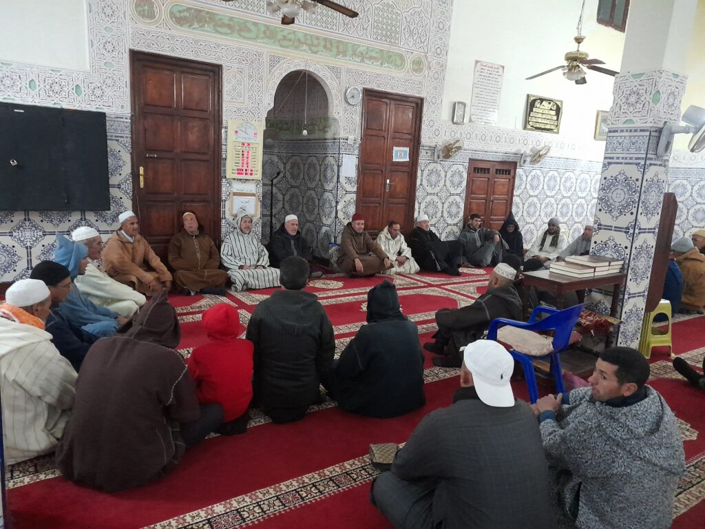 1000346311-1024x768 تقرير عن نشاط علمي في موضوع: مجلس للصلاة و السلام على رسول الله صلى الله عليه وسلم