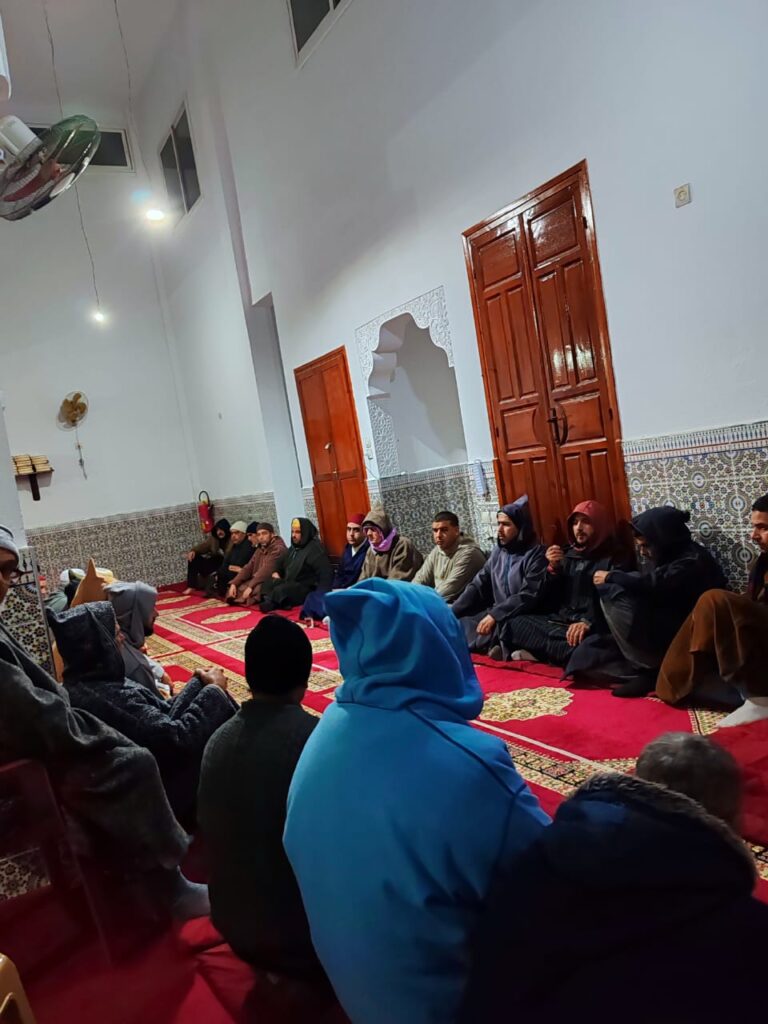 1000347930-768x1024 تقرير عن نشاط علمي في موضوع: مجلس للصلاة و السلام على رسول الله صلى الله عليه وسلم.