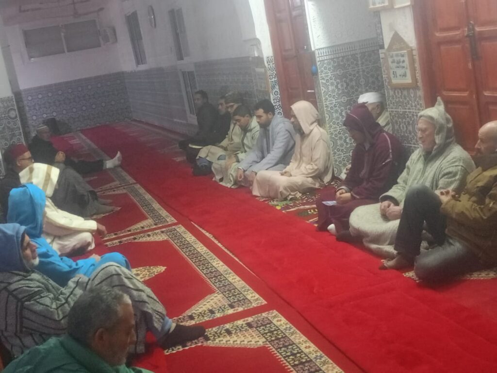 1000348164-1024x768 تقرير عن نشاط علمي في موضوع: مجلس للصلاة و السلام على رسول الله صلى الله عليه وسلم (إعداد: الإمام المرشد لحسن الدحدوحي)