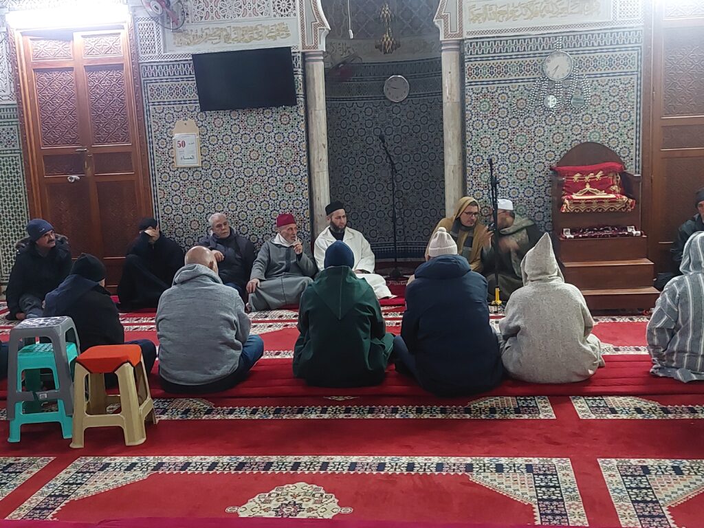 1000349200-1024x768 تقرير عن نشاط علمي في موضوع: مجلس للصلاة والسلام على رسول الله صلى الله عليه وسلم (إعداد: ذ عبد العزيز الخرباوي)