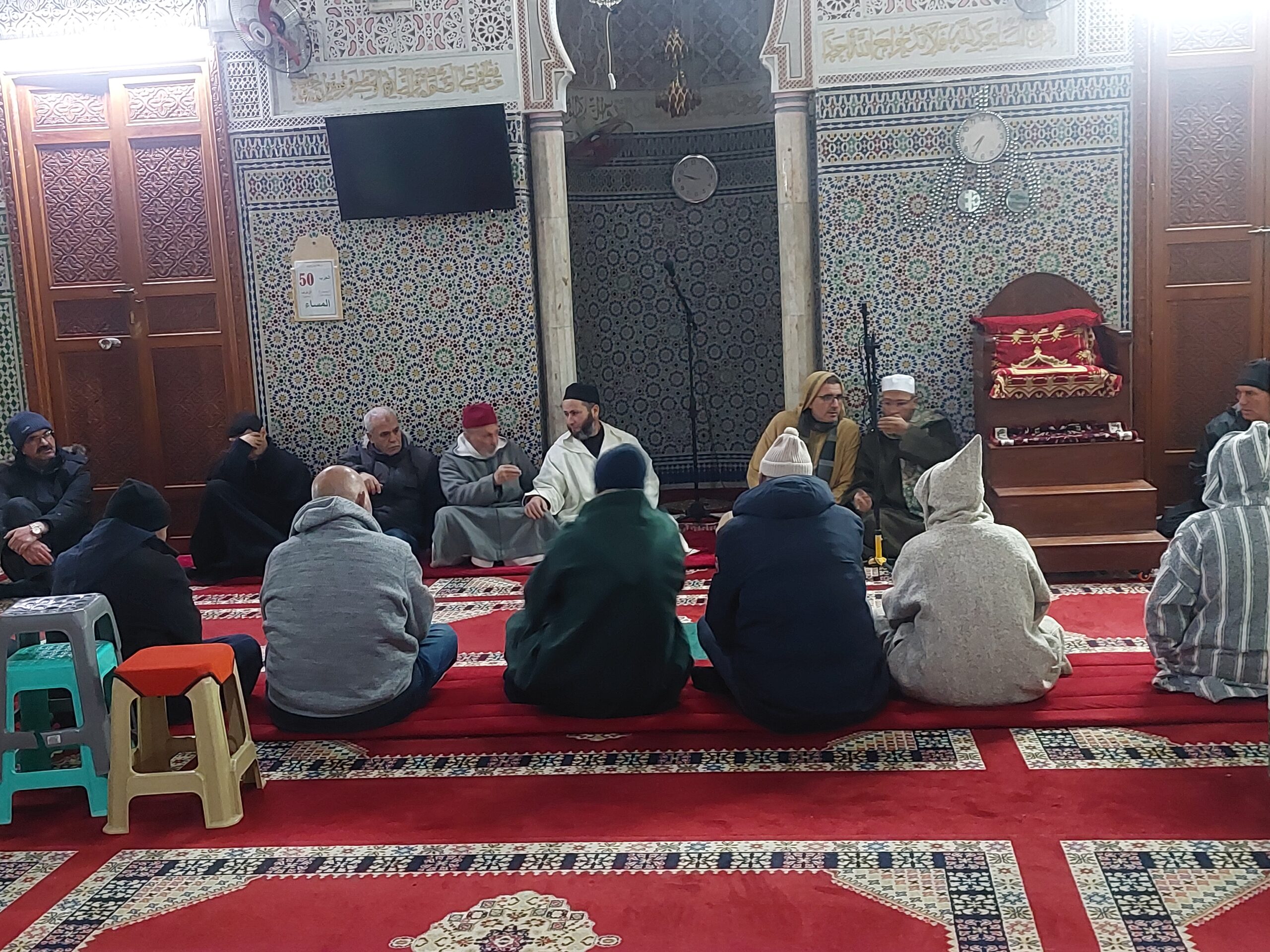 تقرير عن نشاط علمي في موضوع: مجلس للصلاة والسلام على رسول الله صلى الله عليه وسلم (إعداد: ذ عبد العزيز الخرباوي)