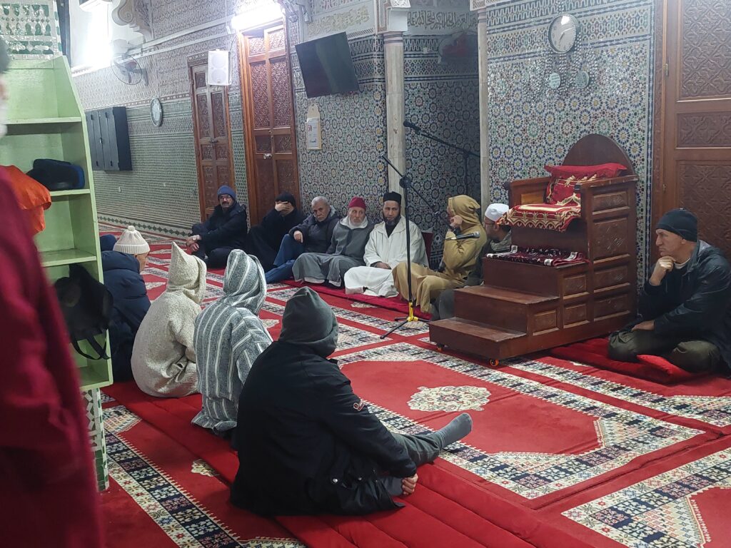 1000349203-1024x768 تقرير عن نشاط علمي في موضوع: مجلس للصلاة والسلام على رسول الله صلى الله عليه وسلم (إعداد: ذ عبد العزيز الخرباوي)