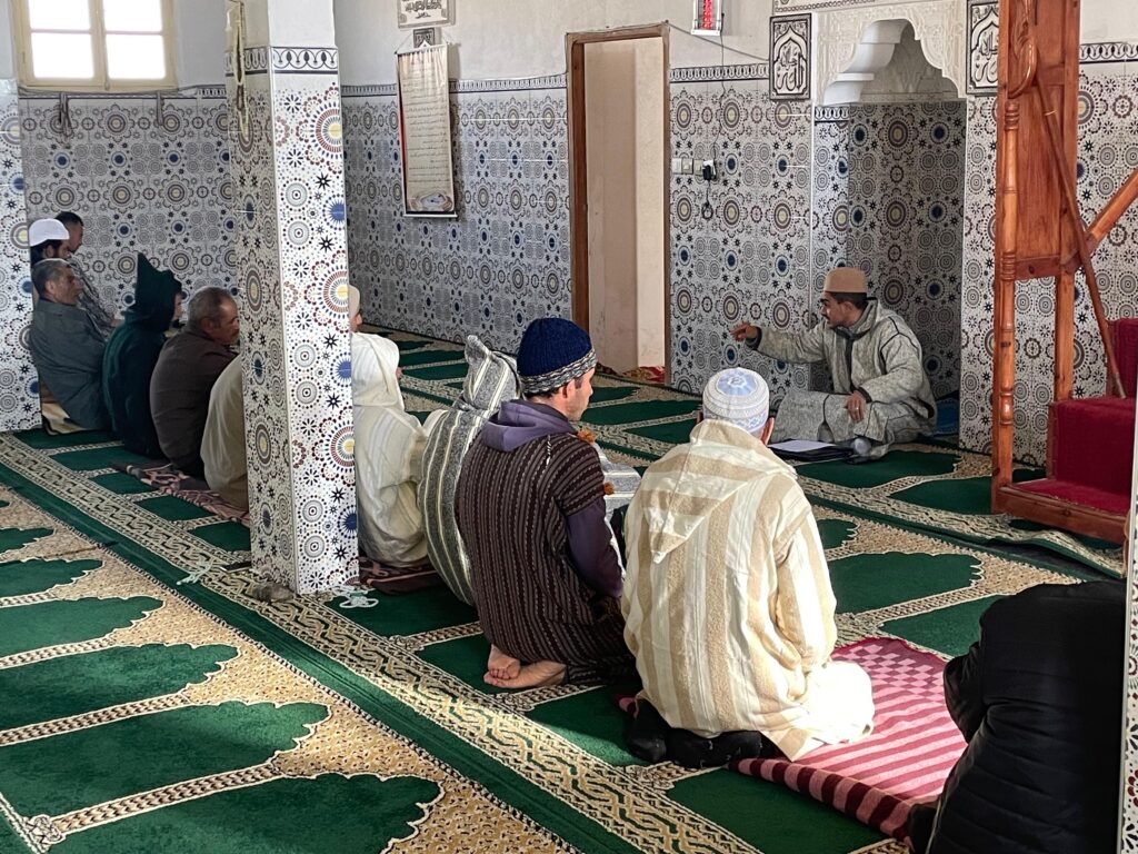 1767994877763-1024x768 تقرير عن نشاط علمي في موضوع: هدي النبي صلى الله عليه وسلم في تعامله مع جيرانه