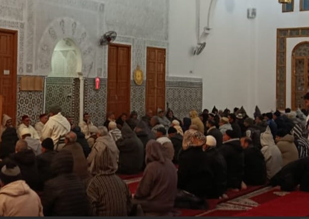 2-1-1024x726 تقرير عن نشاط علمي في موضوع: مجلس للصلاة على رسول الله صلى الله عليه وسلم (إعداد: ذ.عبد الرحيم الكتامي)