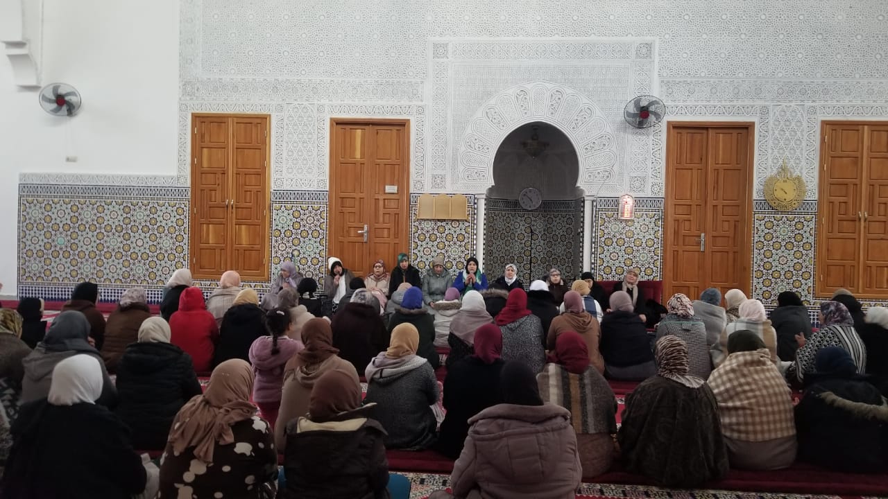 مجلس نسائي للصلاة على رسول الله صلى الله عليه وسلم