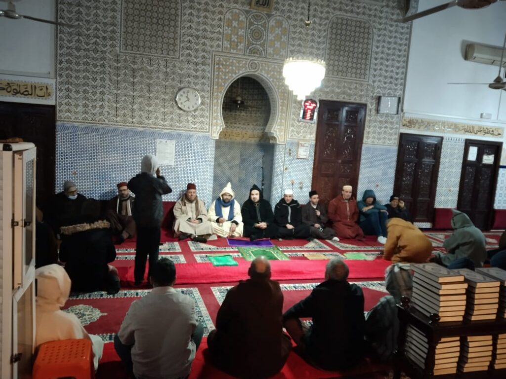 3273f3c1-e447-49ca-9efd-4d63f38cc38b-1024x768 تقرير عن نشاط علمي في موضوع: "مجلس للصلاة على رسول الله صلى الله عليه وسلم"