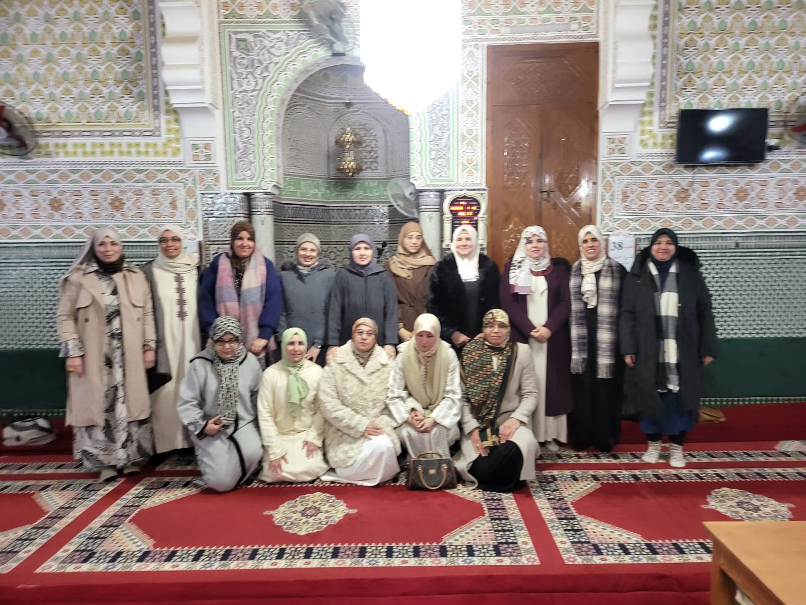 مجلس نسائي للصلاة على رسول الله صلى الله عليه وسلم