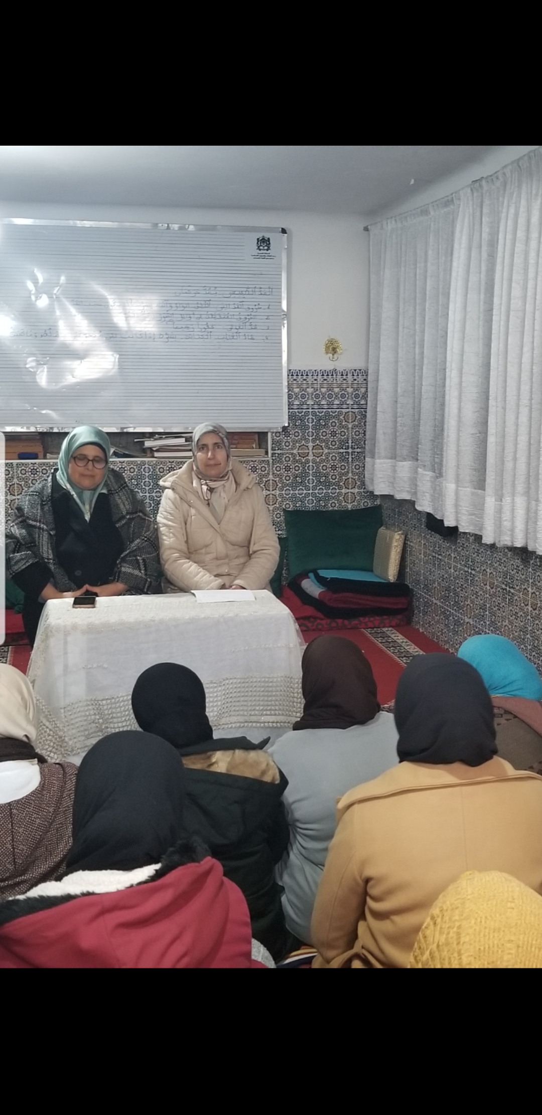 تقرير عن محاضرة : النبي عليه الصلاة والسلام وإدخال السرور على الآخرين .