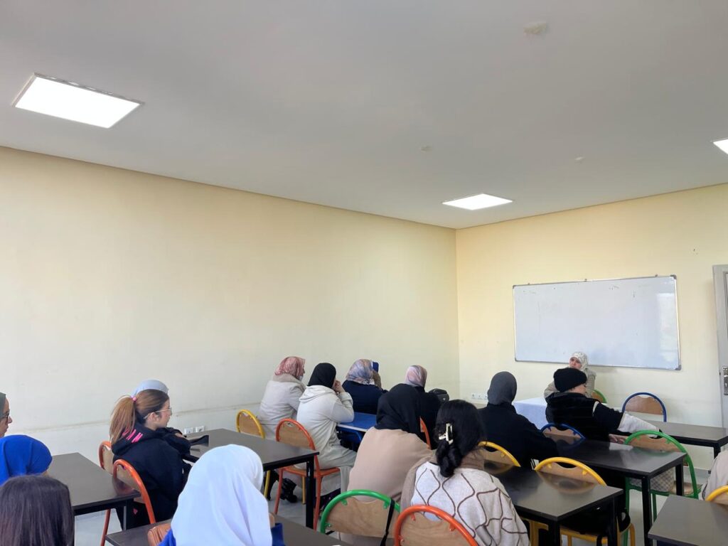 WhatsApp-Image-2026-01-08-at-21.27.20-1024x768 محاضر بعنوان: أسس استقرار الأسرة من خلال السيرة النبوية