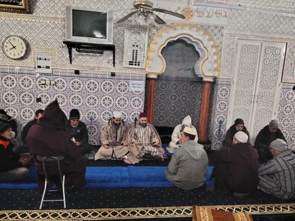 1000148591-1024x768 تقرير عن نشاط علمي في موضوع: مجلس للصلاة والسلام على رسول الله صلى الله عليه وسلم (إعداد: سعيد وردة)