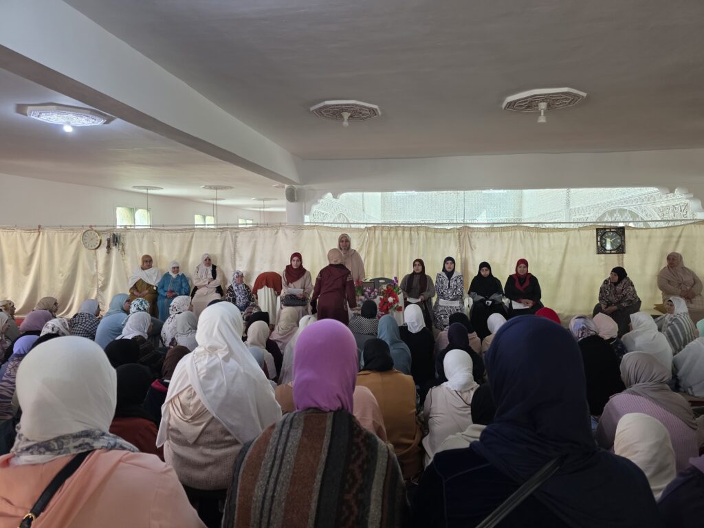 1000173760-1024x768 تقرير عن نشاط علمي في موضوع: مجلس قرآني