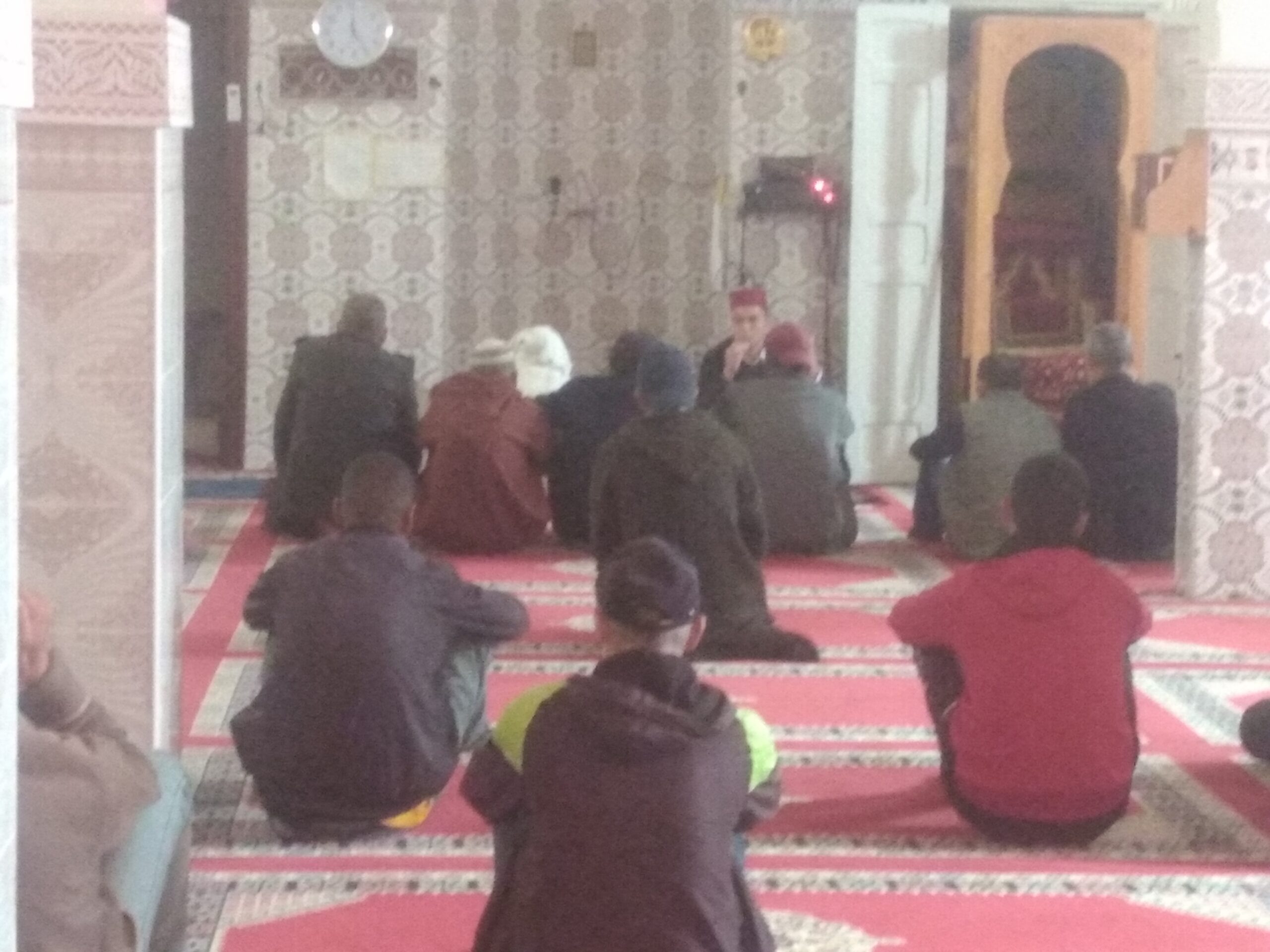 تقرير عن نشاط علمي في موضوع: رمضان شهر الرحمات والبركات وتلاوة القرآن (إعداد: كريم عوشو)