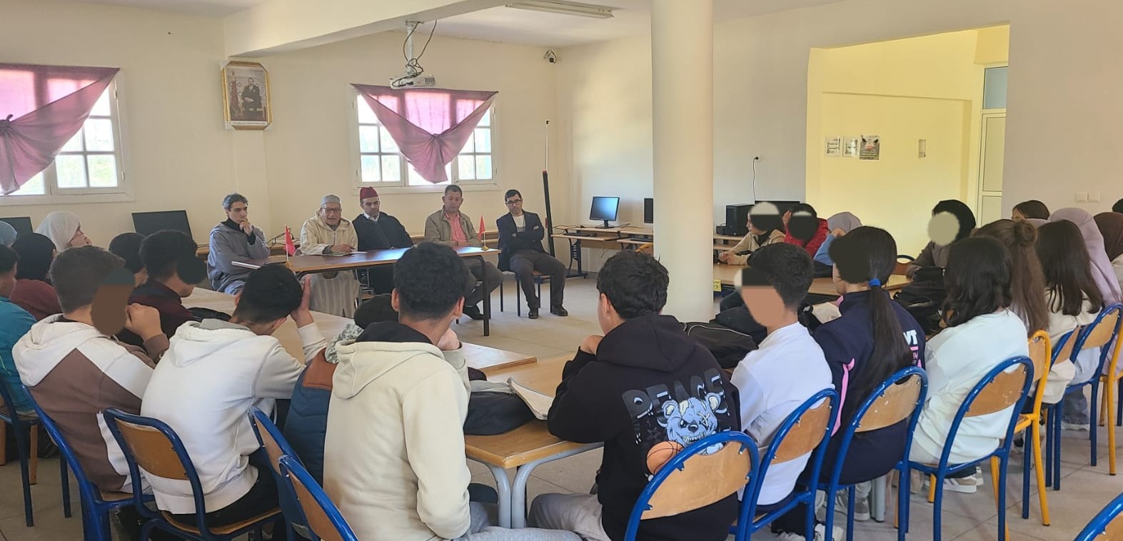 تقرير عن نشاط علمي في موضوع: شهر رمضان مدرسة تربوية (إعداد: ذ أحمد الدخيسي)