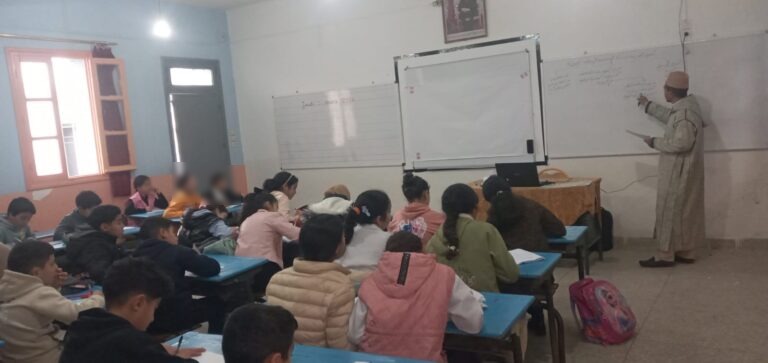 تقرير عن نشاط علمي في موضوع: السيرة النبوية وبناء الشخصية الوسطية المتوازنة (إعداد: الإمام المرشد إسماعيل هلال)