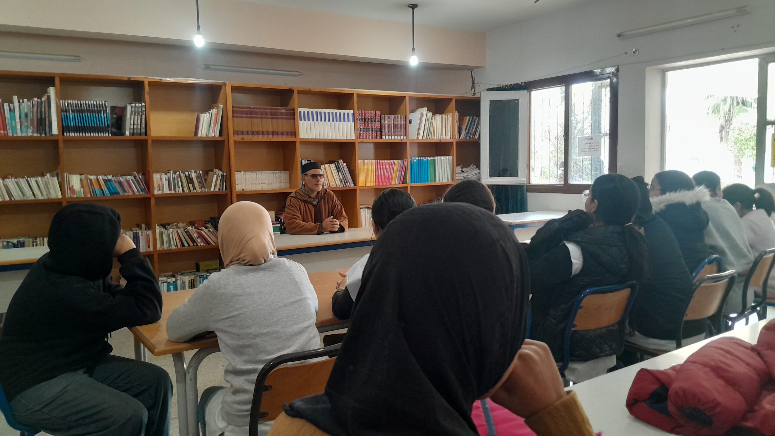 تقرير عن نشاط علمي في موضوع: السيرة النبوية وغرس القيم ورعايتها (إعداد: المرشد: المهدي الخماس)