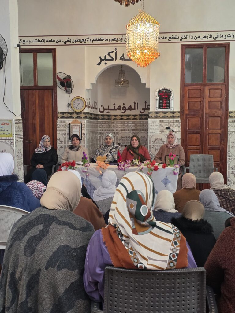 1000177526-768x1024 تقرير عن نشاط علمي في موضوع: أمسية دينية (إعداد: مونية اجبيلو)