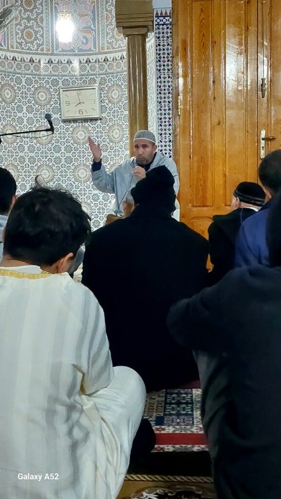 1000365891-577x1024 تقرير عن نشاط علمي في موضوع: "رمضان شهر القرٱن" (إعداد: الإمام المرشد عثمان بن الشيخ)