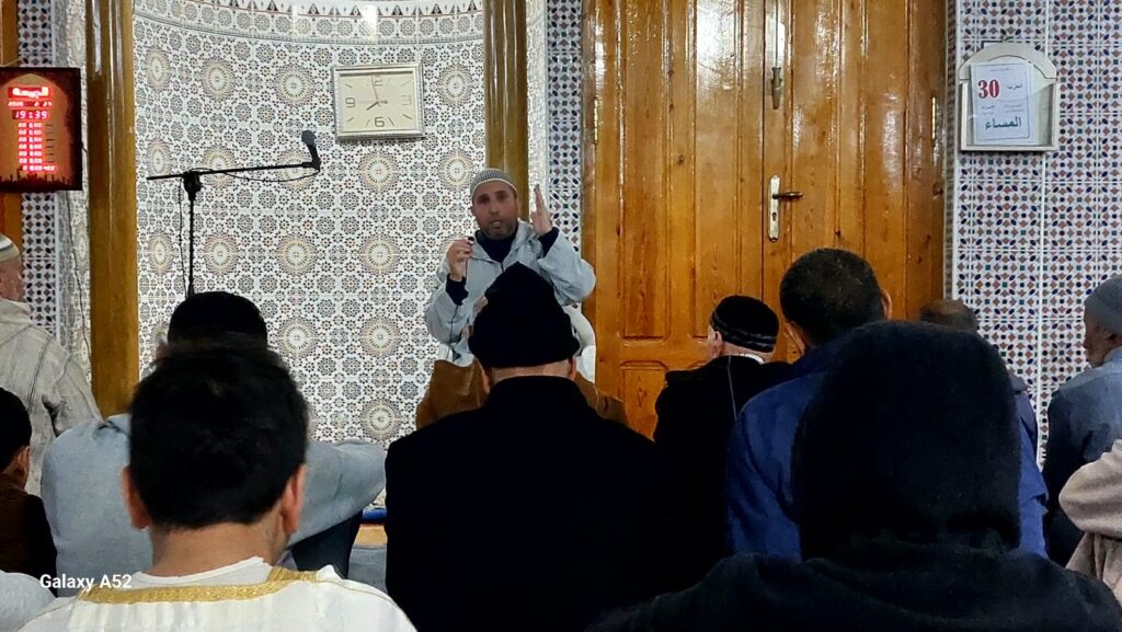 1000365909-1024x577 تقرير عن نشاط علمي في موضوع: "رمضان شهر القرٱن" (إعداد: الإمام المرشد عثمان بن الشيخ)