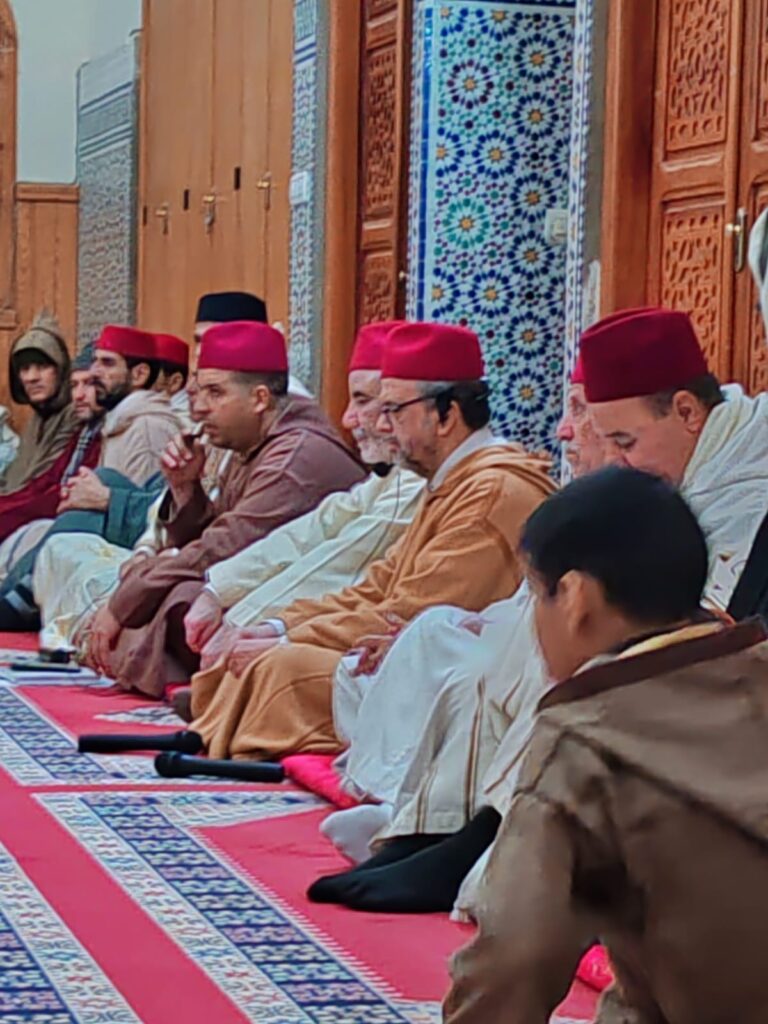 1000366490-768x1024 تقرير عن نشاط علمي في موضوع: "أمسية دينية رمضانية"