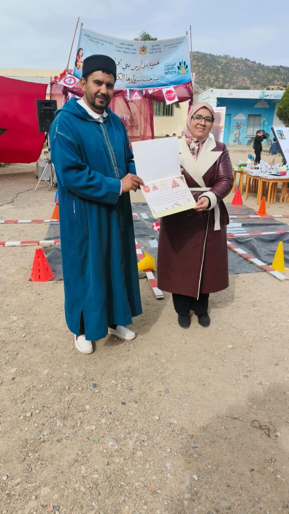 1000367252-1-576x1024 تقرير حول مشاركة المجلس العلمي المحلي بتازة في تأطير لقاء تحسيسي بمناسبة اليوم الوطني السلامة الطرقية (إعداد: الإمام المرشد الأزهاري حفيظ)