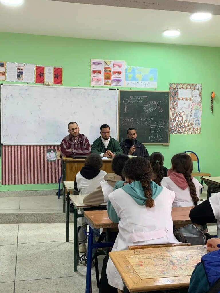 1000370262-768x1024 تقرير عن نشاط علمي في موضوع: السيرة النبوية و غرس القيم و رعايتها (إعداد: الإمام المرشد لشعل يوسف)