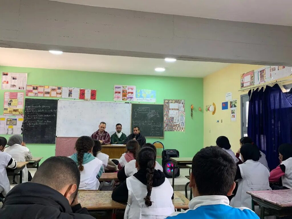 1000370265-1024x768 تقرير عن نشاط علمي في موضوع: السيرة النبوية و غرس القيم و رعايتها (إعداد: الإمام المرشد لشعل يوسف)