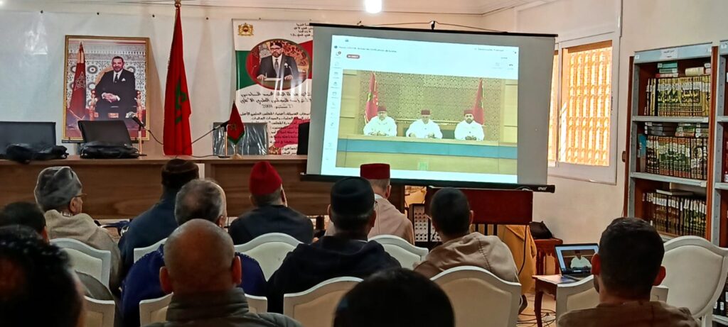 1000371014-1-1024x461 نشاط في موضوع: لقاء تواصلي وتوجيهي حول "خطة تسديد التبليغ " (إعداد: عبد العزيز الخرباوي منسق المرشدين)