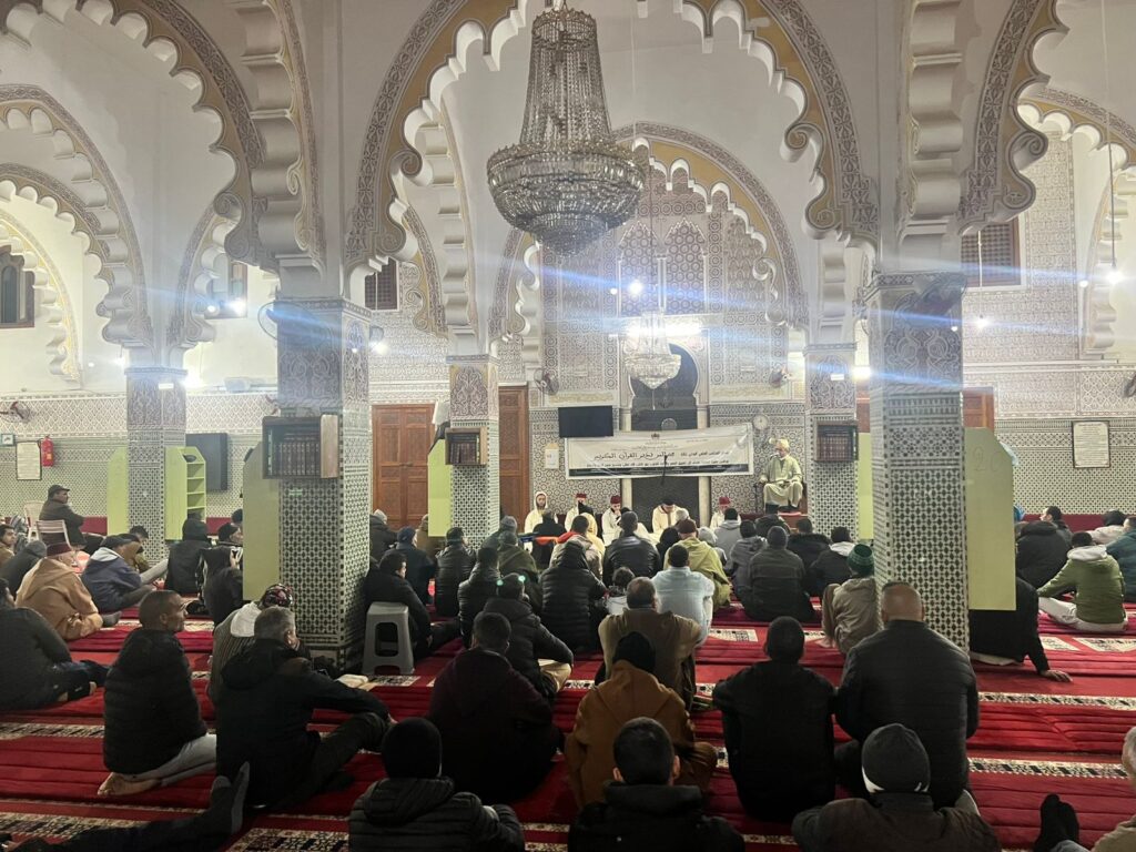 1000371801-1024x768 نشاط في موضوع: مجلس لتدبر القرآن الكريم (إعداد: ذ عبد العزيز الخرباوي)