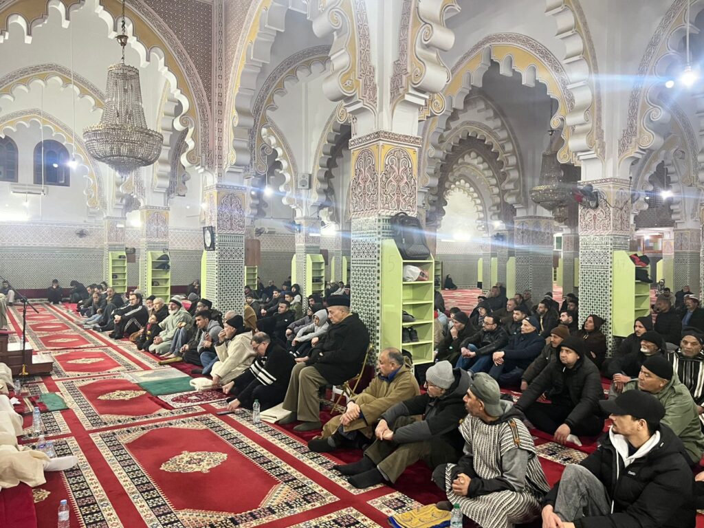 1000371804-1024x768 نشاط في موضوع: مجلس لتدبر القرآن الكريم (إعداد: ذ عبد العزيز الخرباوي)