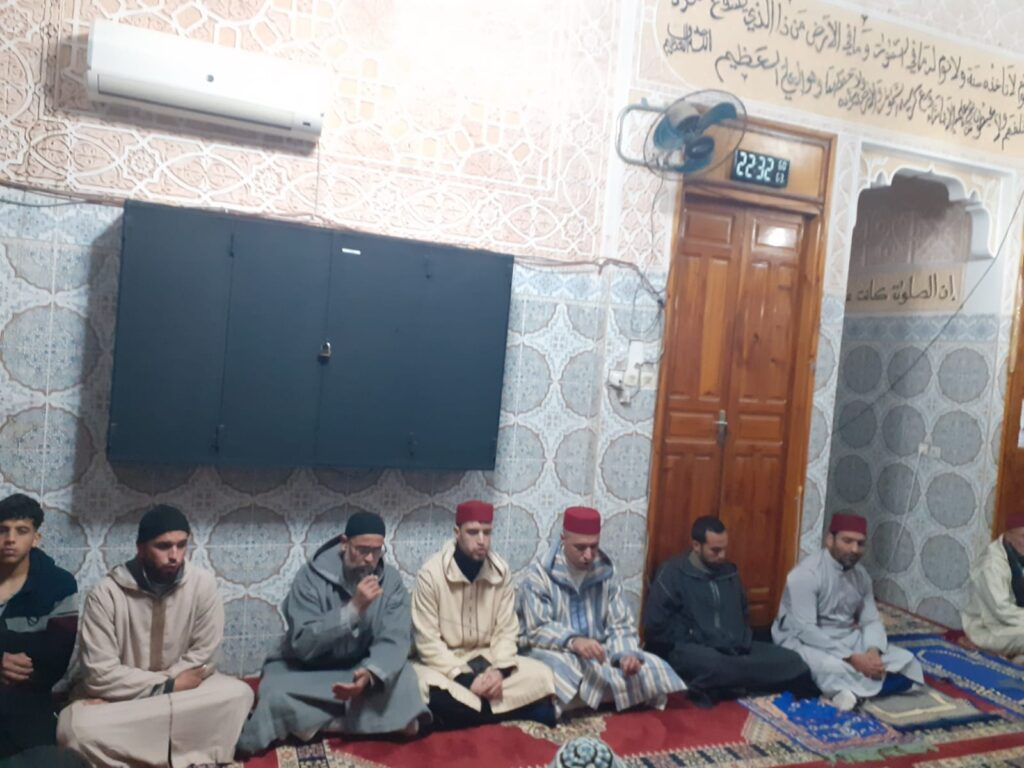 1000371940-1024x768 تقرير عن نشاط علمي في موضوع: أمسية دينية رمضانية (إعداد الإمام المرشد عبد الخالق العاتي)