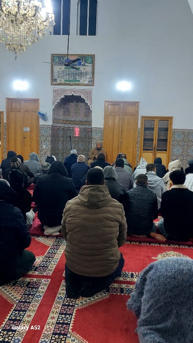 تقرير عن نشاط علمي في موضوع: :”تجليات رحمة الله تعالى في العشر الأواخر من رمضان ” (إعداد: الإمام المرشد عثمان بن الشيخ)