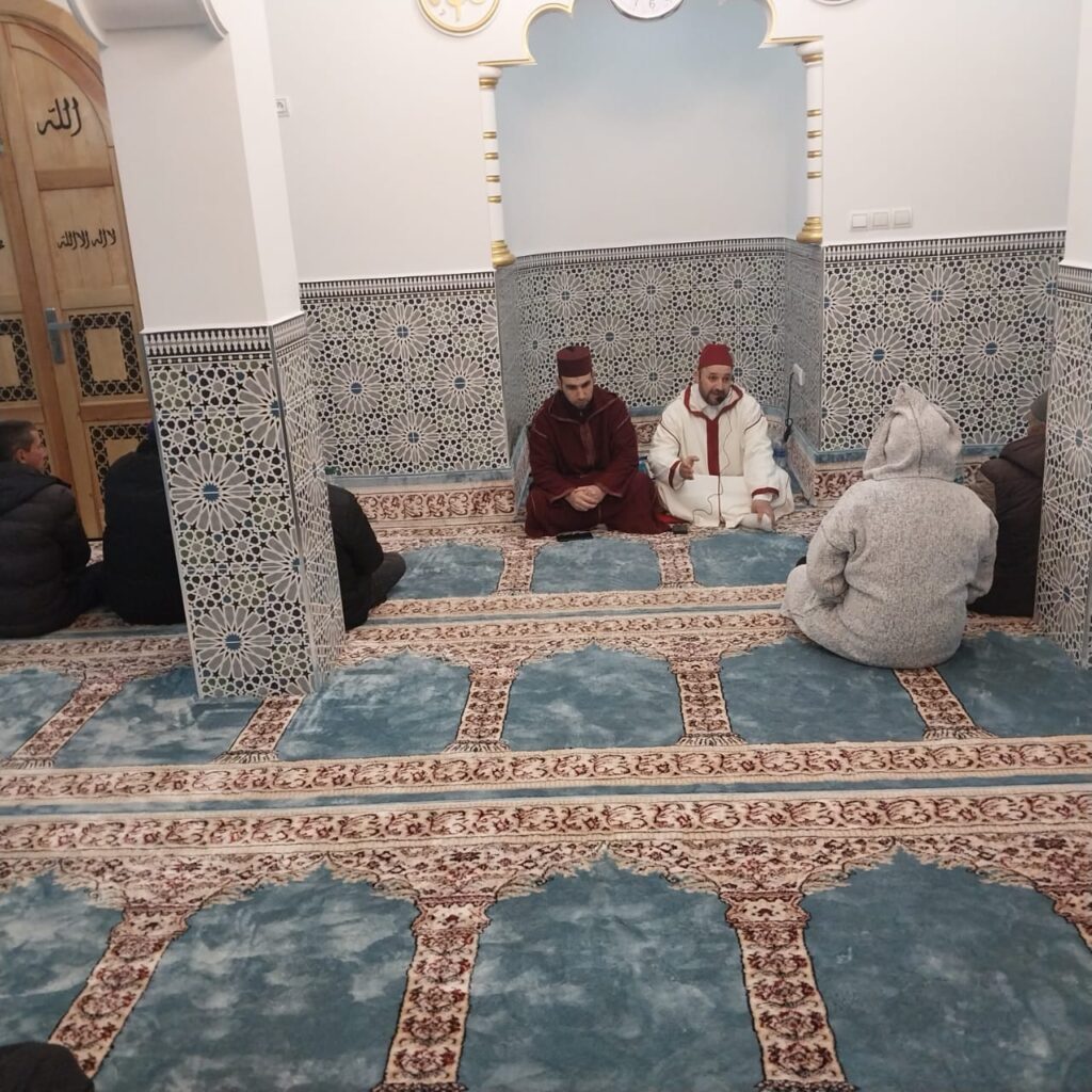 IMG-20260313-WA0029-1024x1024 نشاط في موضوع: هدي النبي صلى الله عليه وسلم في العشر الاواخر من رمضان (إعداد: الإمام المرشد : عمر العسري)