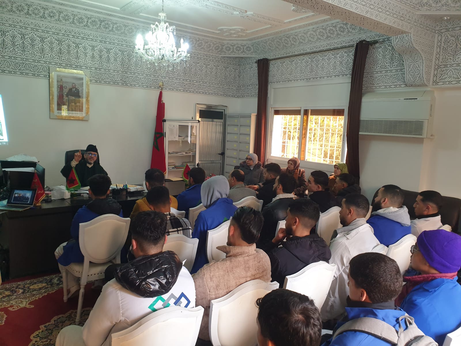 تقرير عن نشاط علمي في موضوع: موضوع غير محدد (إعداد: ذ.عبد الرحيم الكتامي)