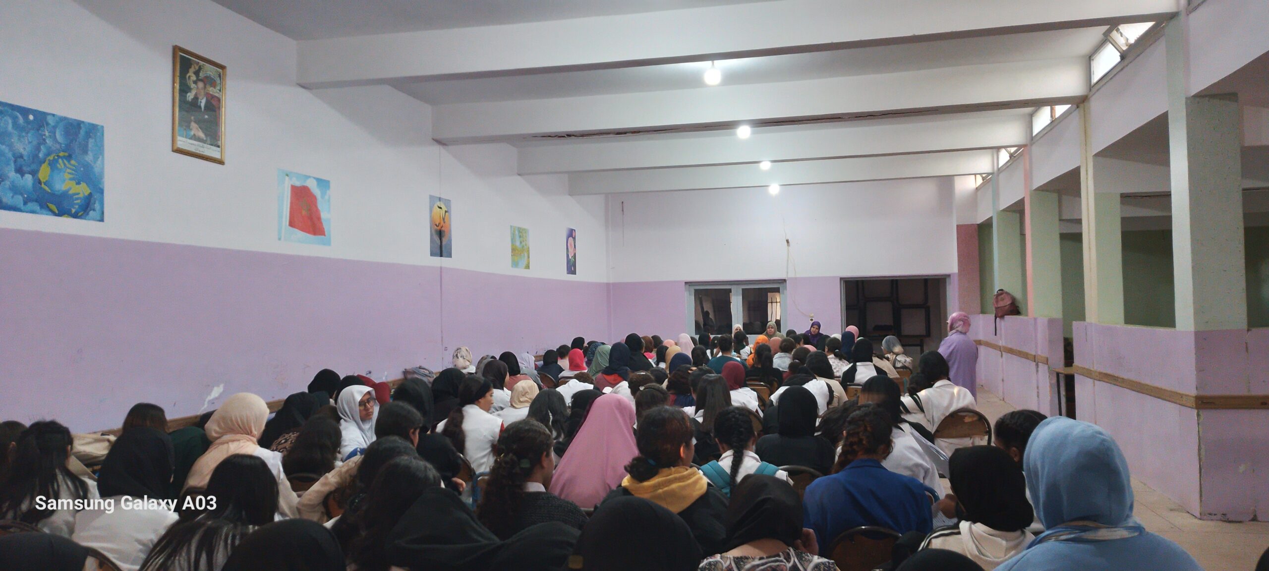 نشاط في موضوع: الأخلاق النبوية زينة الفتاة المسلمة (إعداد: مليكة الفقوسي)