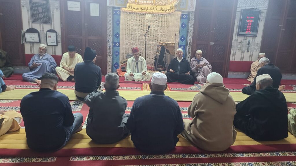 26549253-fc05-45c0-a92f-376e679d9a02-1024x576 نشاط في موضوع: مجلس للصلاة على الرسول الله صلى الله عليه وسلم