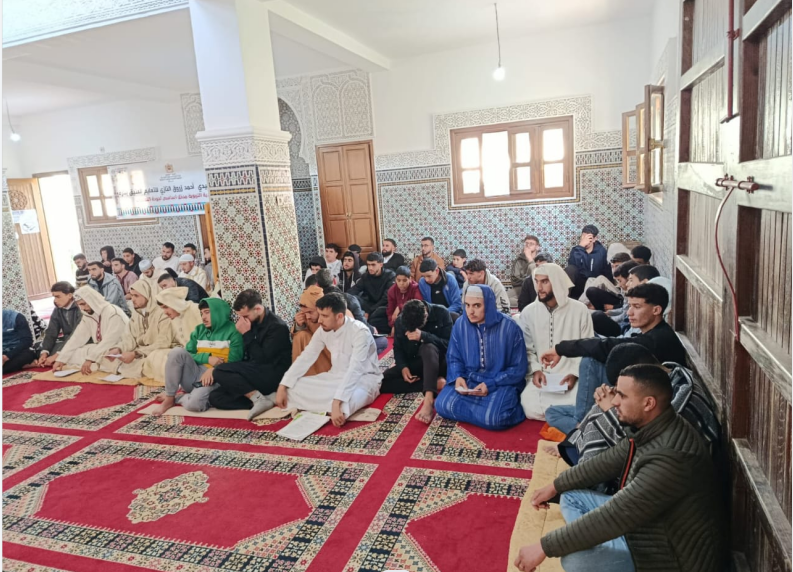 4-2 محاضرة علمية تحت عنوان : " من الذكريات الوطنية معركتا : الهري و بوڭافر".