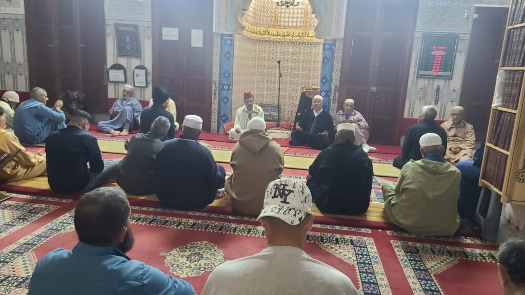 739eeee3-ddff-424a-88dd-c3505ecda0e3-1024x576 نشاط في موضوع: مجلس للصلاة على الرسول الله صلى الله عليه وسلم