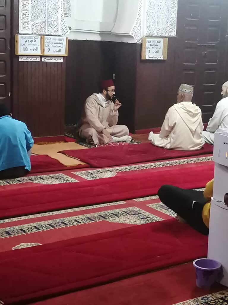 IMG-20260423-WA0071-768x1024 نشاط في موضوع: هدي النبي صلى الله عليه وسلم في النظافة والحفاظ على البيئة (إعداد: الإمام المرشد عبد العزيز الهرنان)