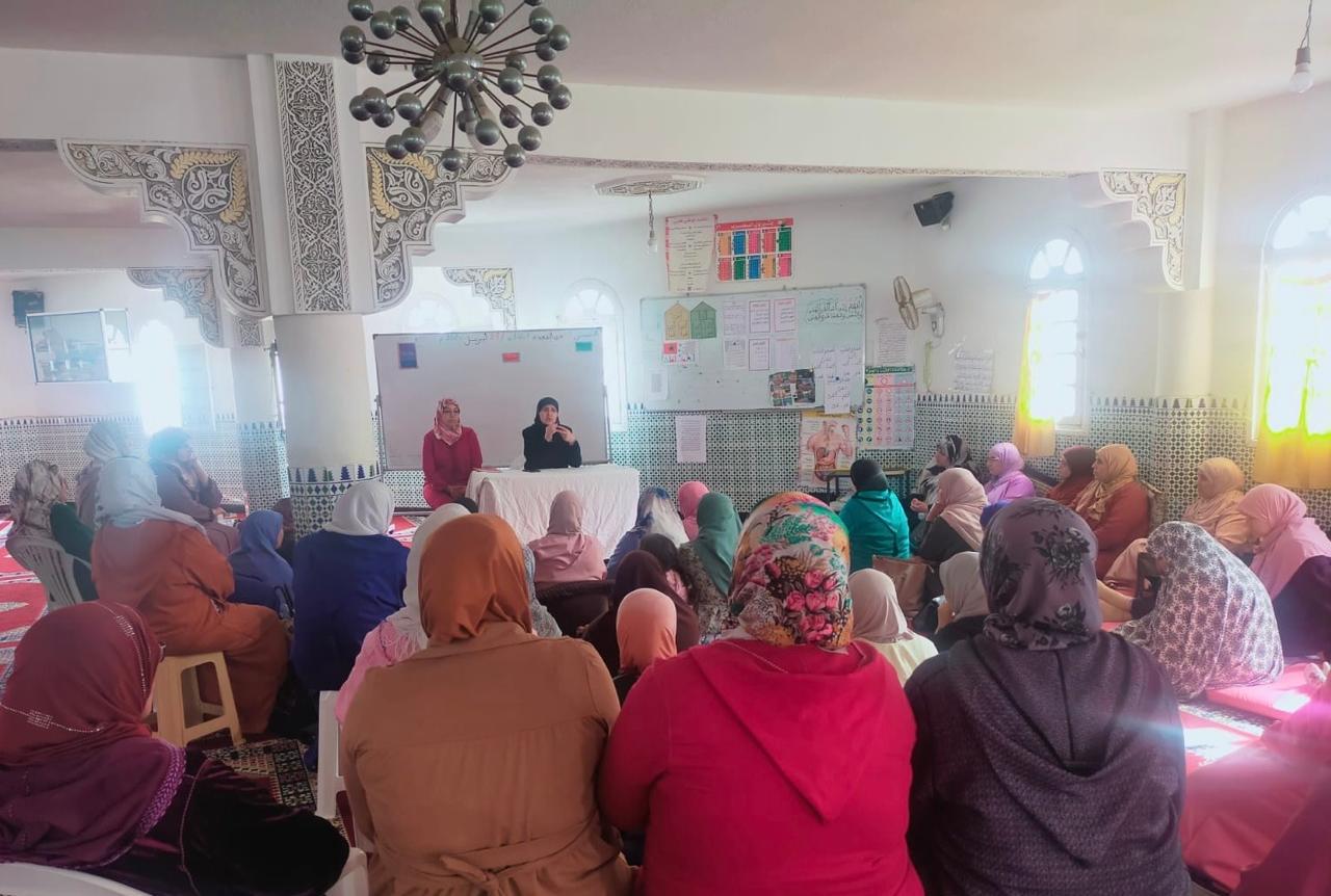 نشاط في موضوع: مجلس الصلاة على رسول الله صلى الله عليه وسلم (إعداد: كريمة حبوبي عضو المجلس العلمي)