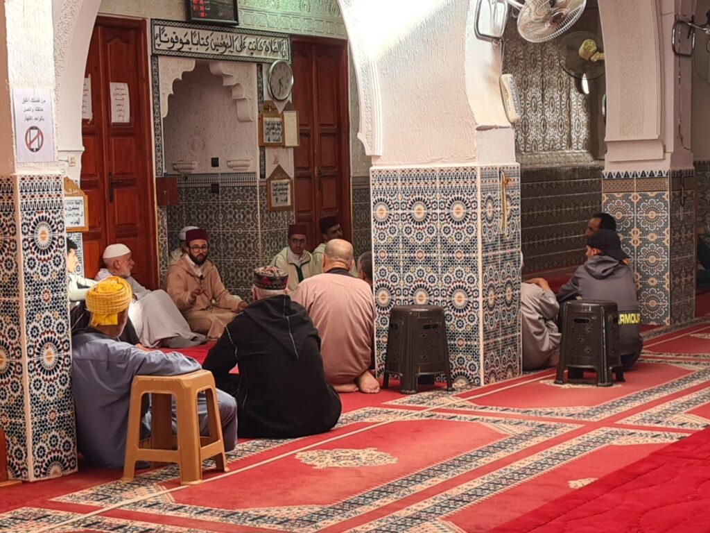 1000016614-1024x768 نشاط في موضوع: هدي النبي صلى الله عليه وسلم في تدبير الاختلاف (إعداد: اسماعيل هلال)