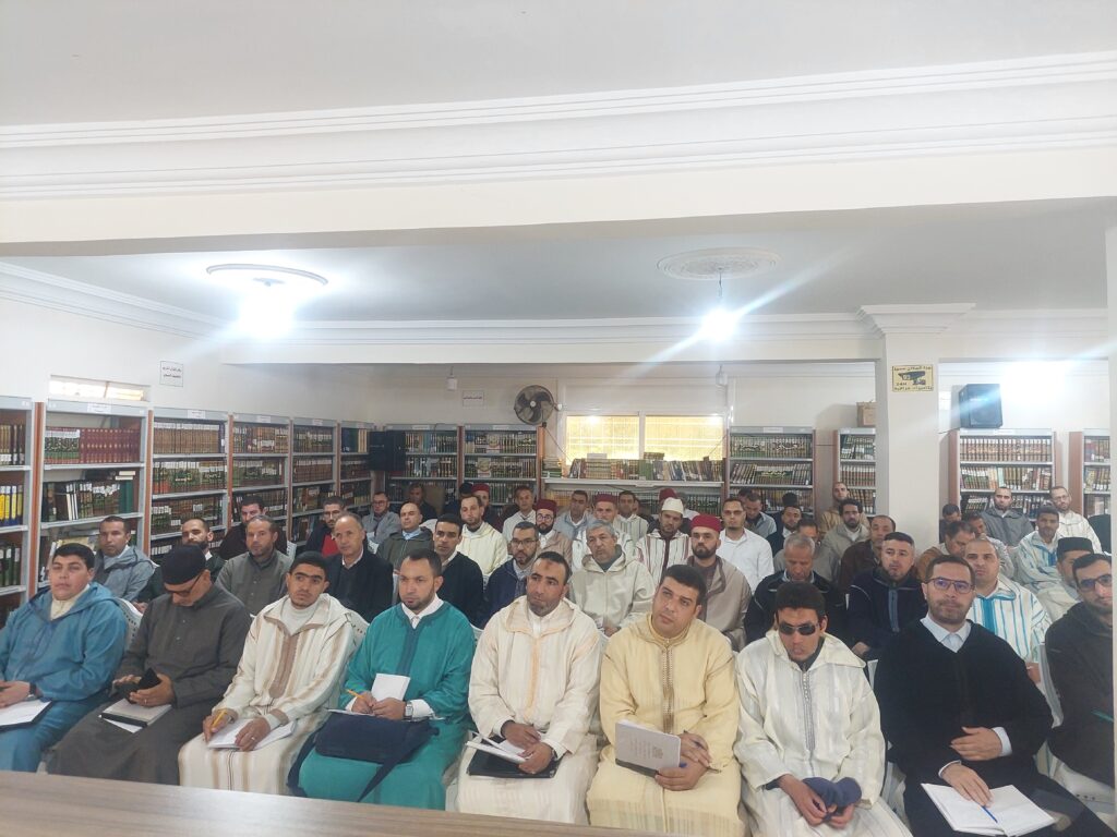 1000388947-1024x768 نشاط في موضوع: اللقاء الشهري مع السادة المرشدين والسيدات المرشدات (إعداد: منسق المرشدين ذ عبد العزيز الخرباوي)