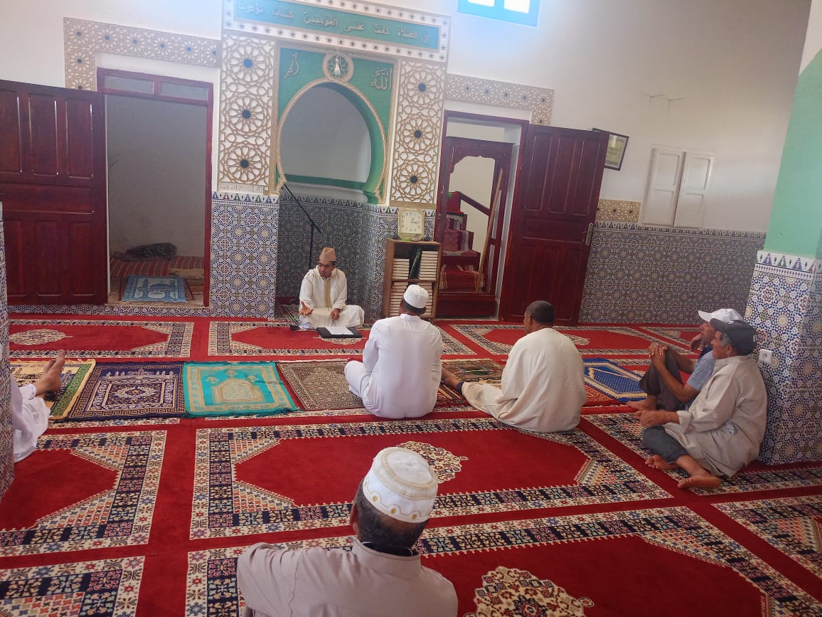 نشاط في موضوع: هدي الرسول ﷺ في سياسة الأمة ( الشورى) (إعداد: اسماعيل هلال)