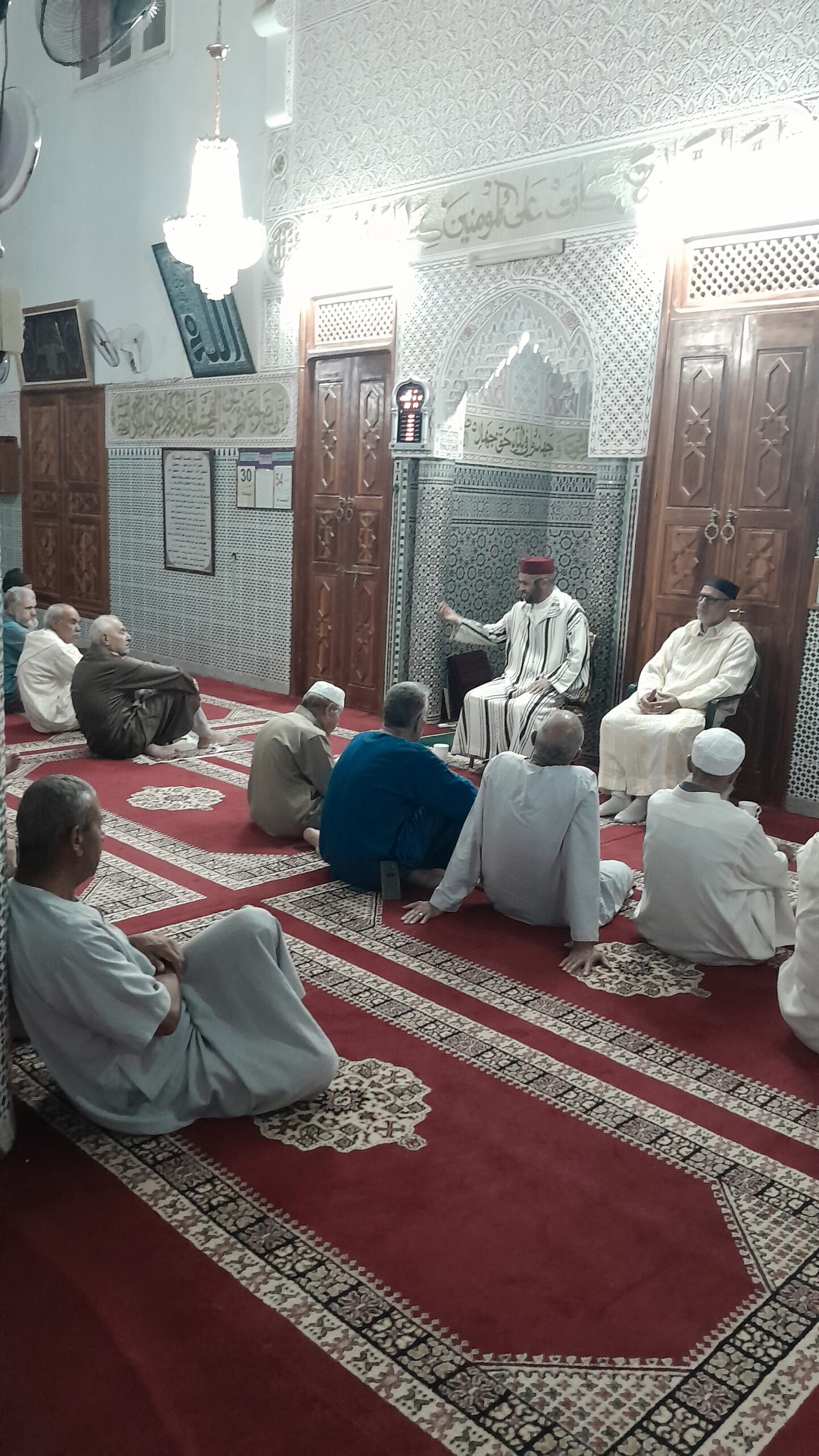 نشاط في موضوع: هدي النبي صلى الله عليه وسلم في الشورى وحسن التدبير (إعداد: المرشد: المهدي الخماس)