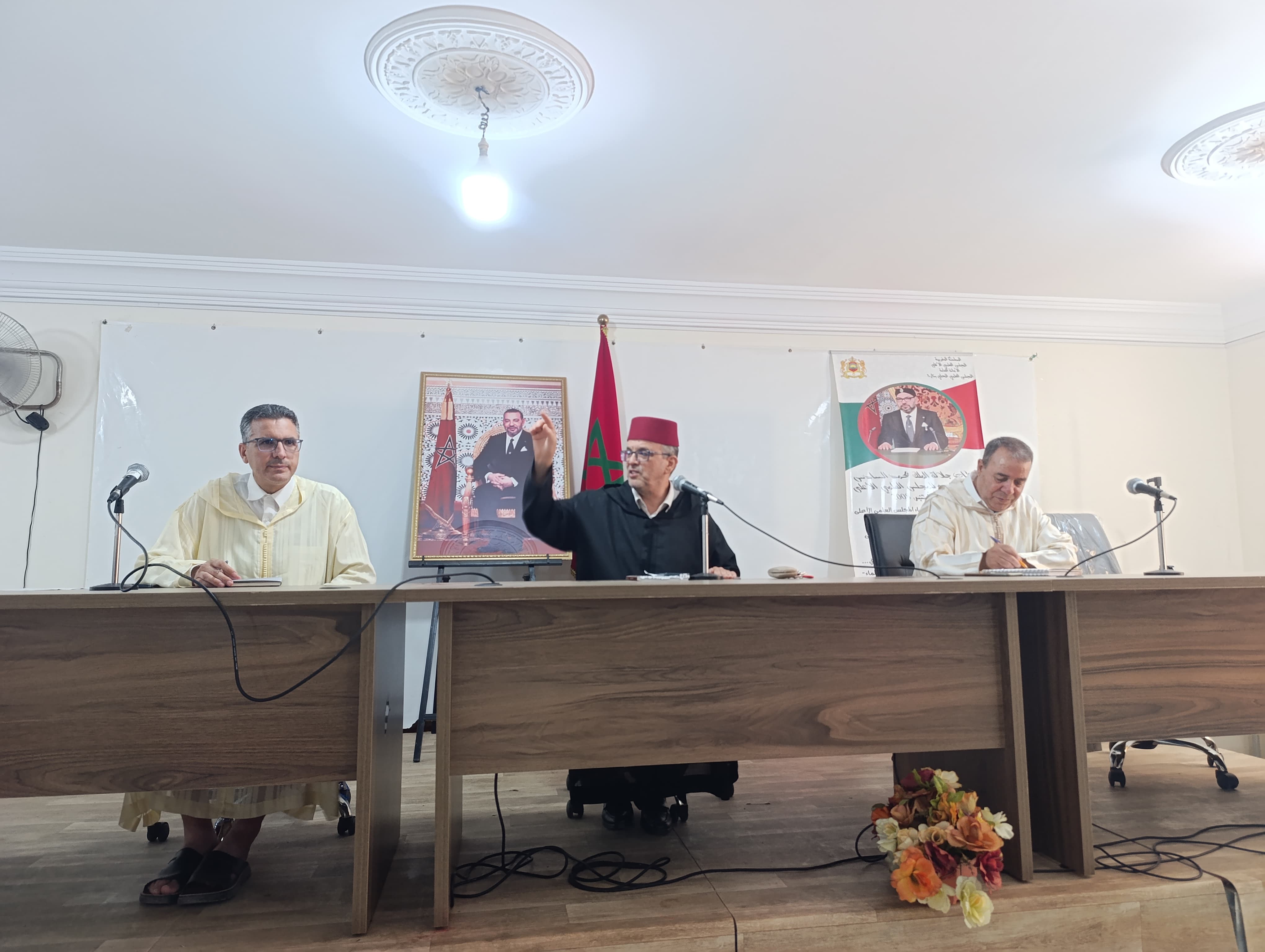 نشاط في موضوع: الإجتماعي الشهري مع السادة المرشدين والسيدات المرشدات (إعداد: عبد العزيز الخرباوي)