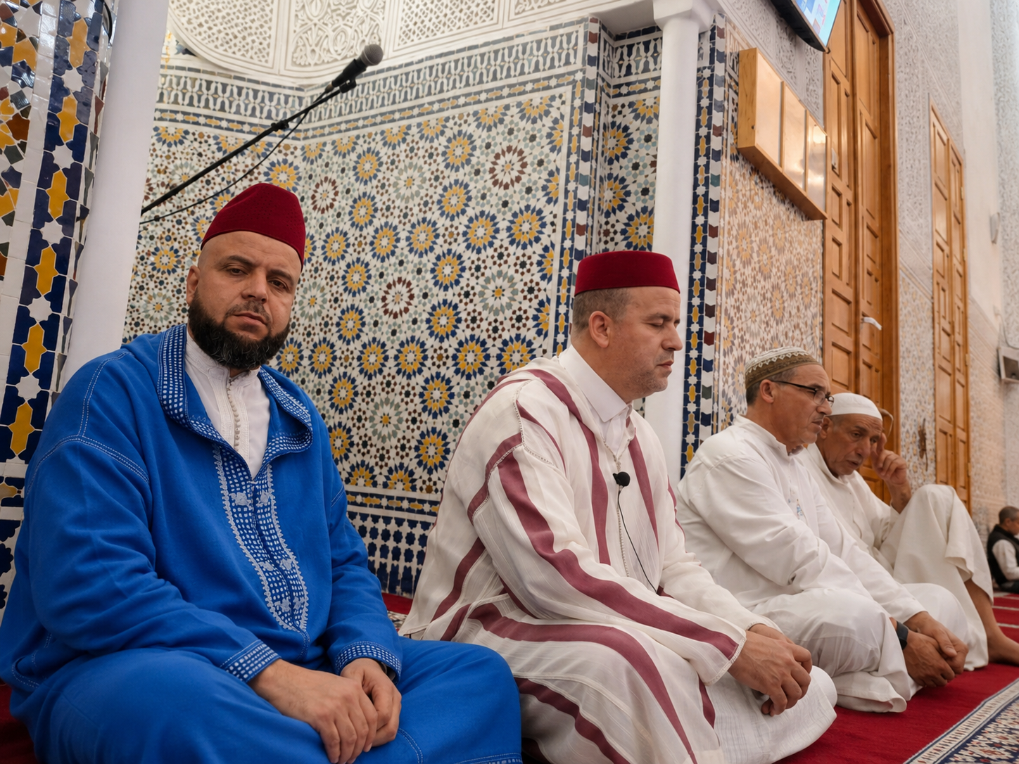 5ab66140-a5ab-41ed-8bd8-ac37ffa334ce نشاط في موضوع: مجلس للصلاة على رسول الله صلى الله عليه وسلم (إعداد: ذ.عبد الرحيم الكتامي)