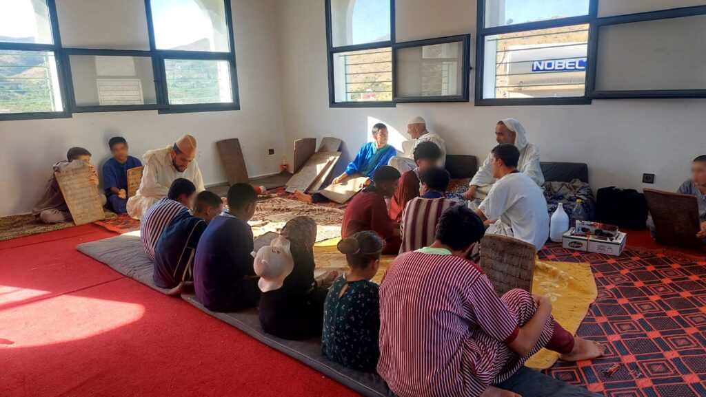 1000420198-1-1024x577 نشاط في موضوع: زيارة مركز تحفيظ القرآن الكريم (إعداد: ايوب البوعزاوي)