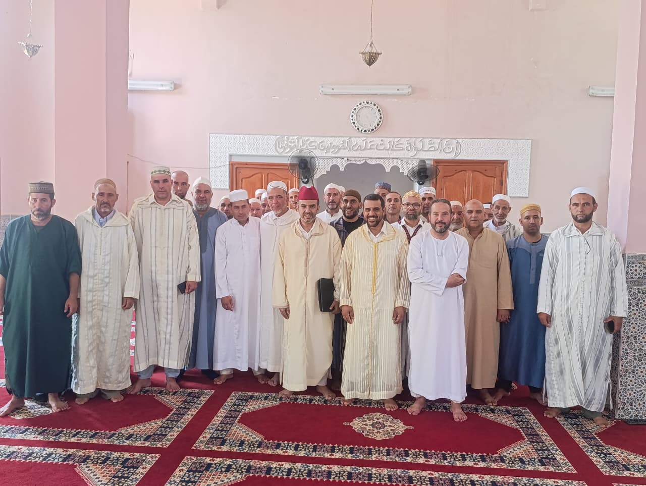 نشاط في موضوع: زيارة تفقدية لمركز تأهيل الأئمة في إطار خطة ميثاق العلماء بمسجد النور جماعة البرارحة (إعداد: إعداد: أحمد الدخيسي)